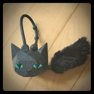 Bath and Body cat sanitizer holder